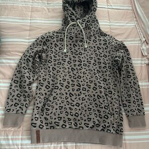 AMPERSAND AVE Leopard Print Single Hoodie